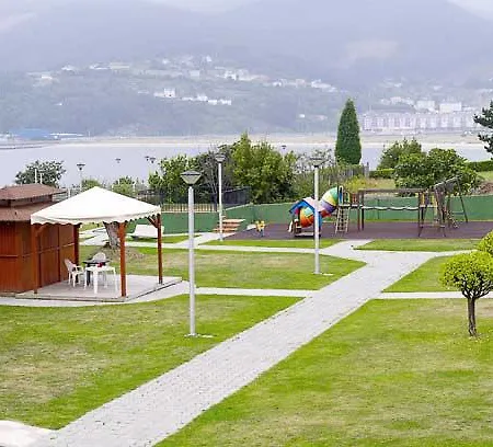 Resort Sirenas Viveiro